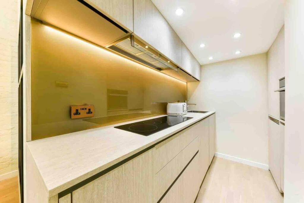 Luxury Modern Apartment Londen Buitenkant foto