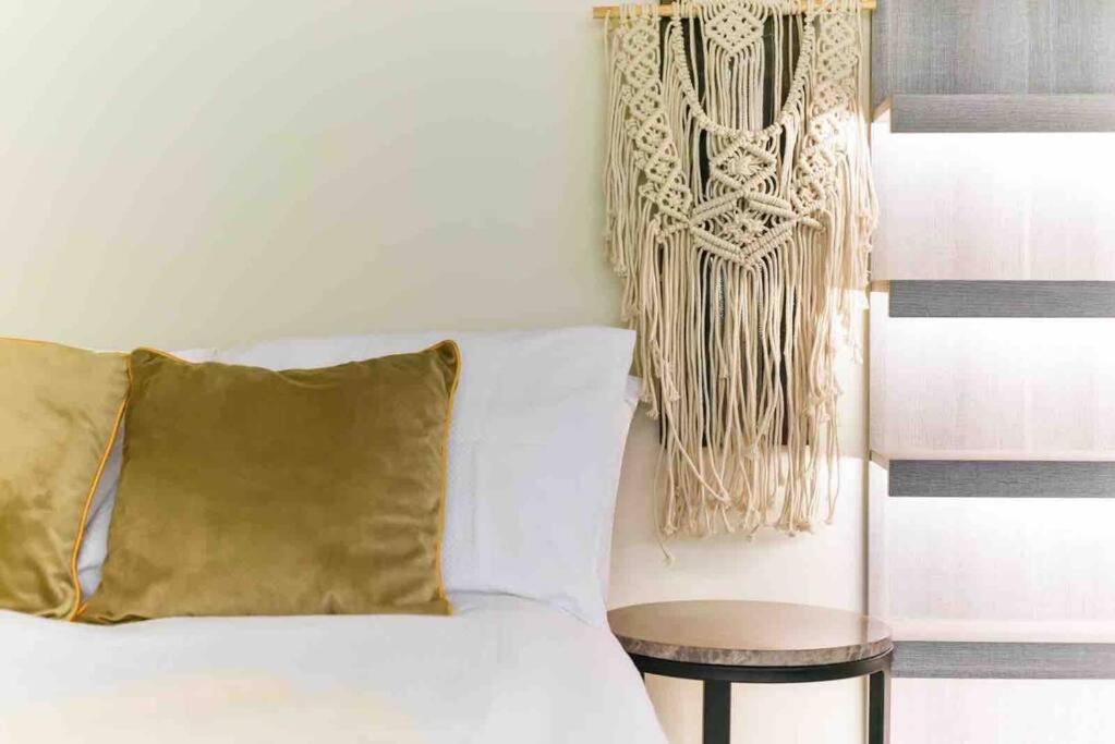 Luxury Modern Apartment Londen Buitenkant foto